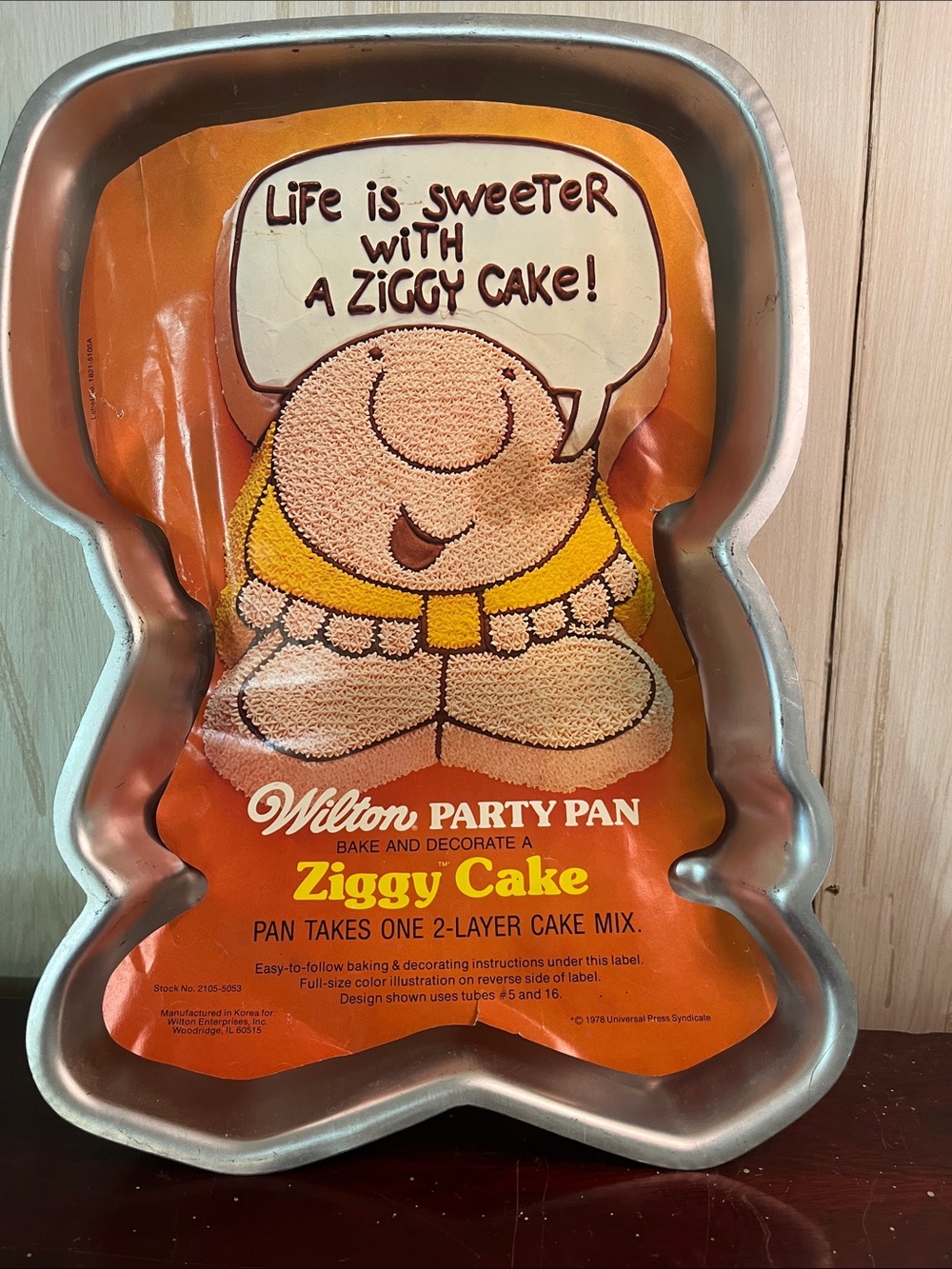Wilton Party Pan Ziggy Cake